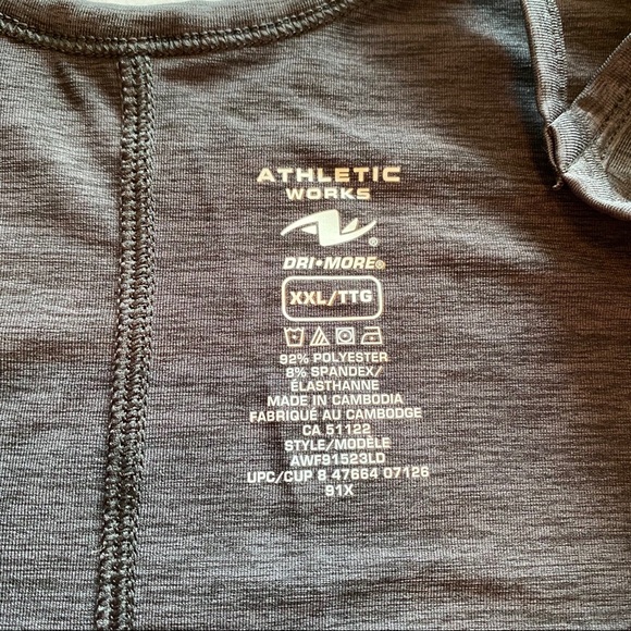 XL Workout Top Bundle - NWT - Picture 11 of 11